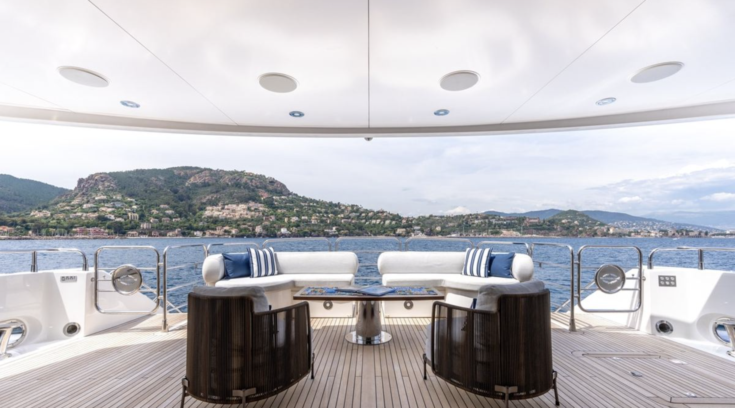131 Feet Cannes Yacht  - Image 3
