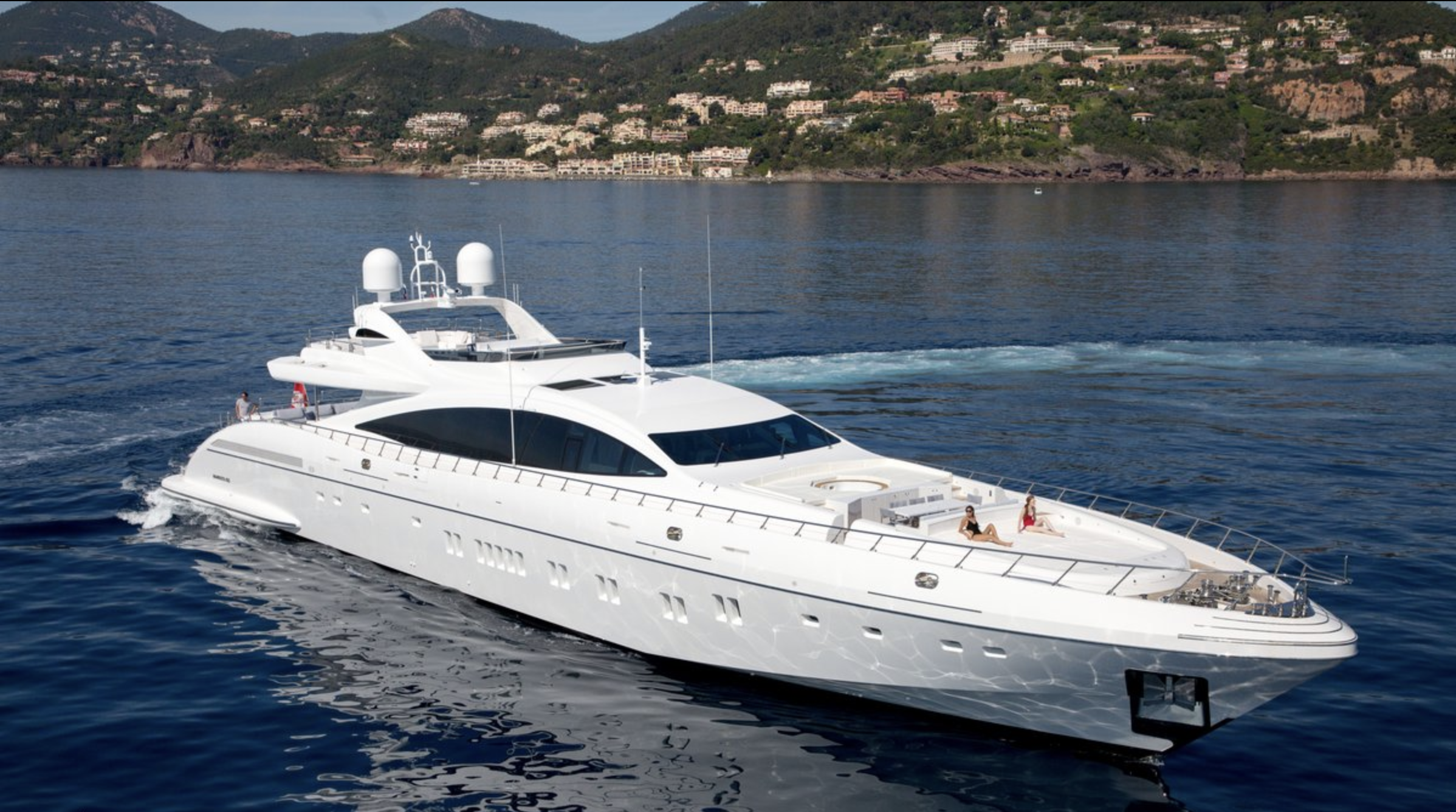 164 Feet Antibes SuperYacht